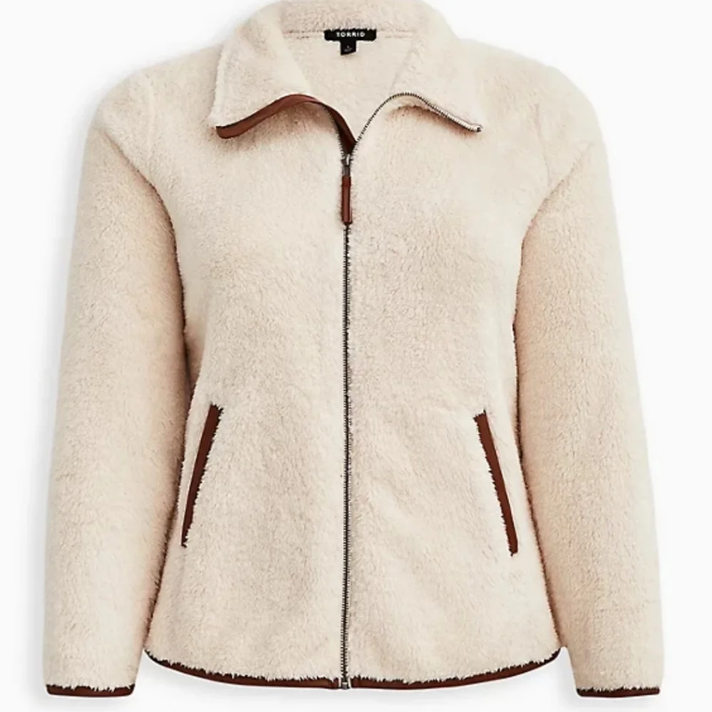 Torrid Faux Shearling Zip Front Trim Contrast Jacket - Picture 5 of 9